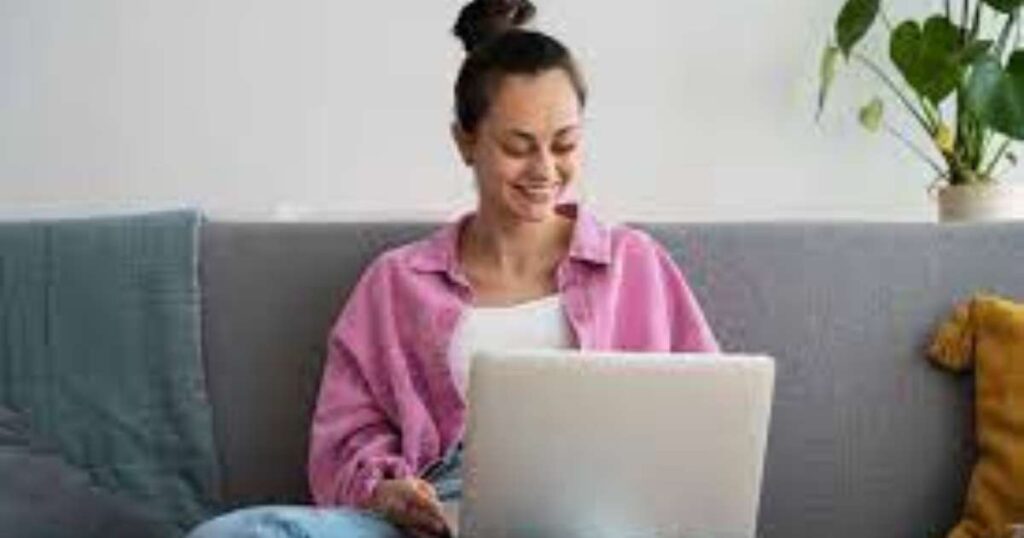 Paciente em sessão de terapia online com terapeuta que gerou conexão